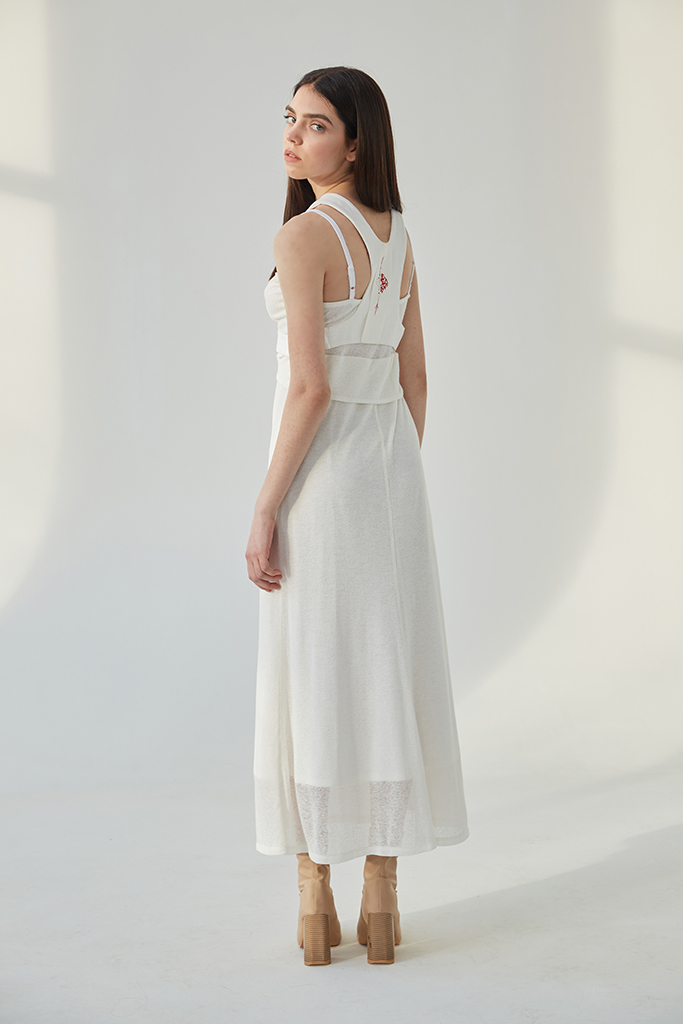 Молочна сукня комбінація з декоративним пазлом